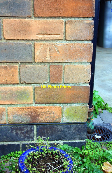 Photo 6"x4" Benchmark on #47 Elm Avenue Newark-on-Trent c2016