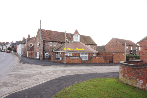 Photo 6"x4" High Street at White House Garth, North Ferriby Melton\/SE9726 c2017