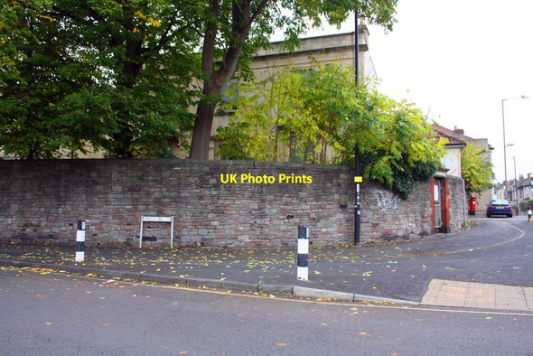 Photo 6"x4" Junction of Devon Road and Whitehall Road Bristol c2016