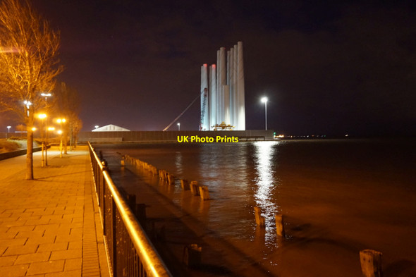 Photo 6"x4" Tidal Surge on the River Humber Kingston upon Hull c2017
