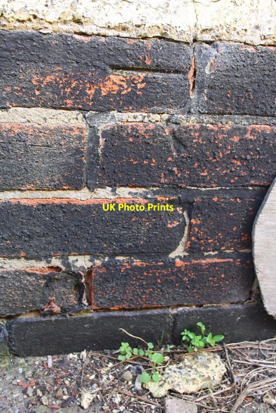 Photo 6"x4" Benchmark on #118 Lincoln Road Newark-on-Trent c2016