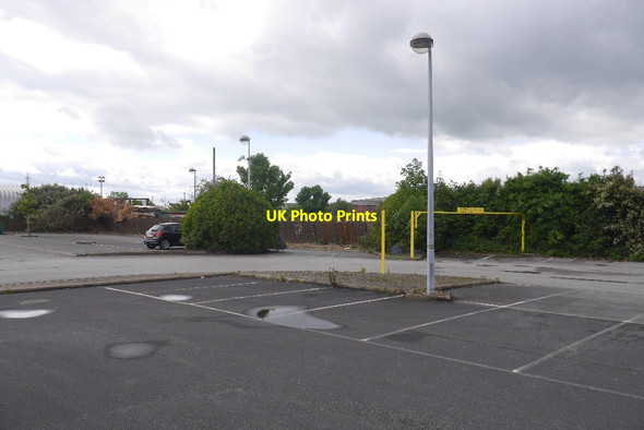 Photo 6"x4" Car park off Park Road Castleford c2016
