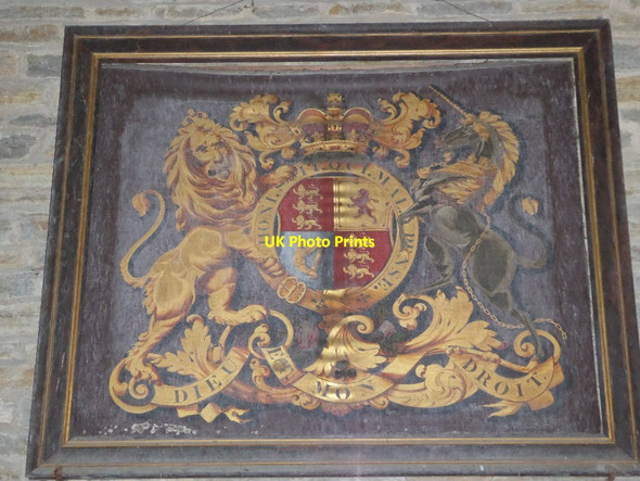 Photo 6"x4" Royal Coat of Arms, Churchill church Churchill\/SO9253 c2017