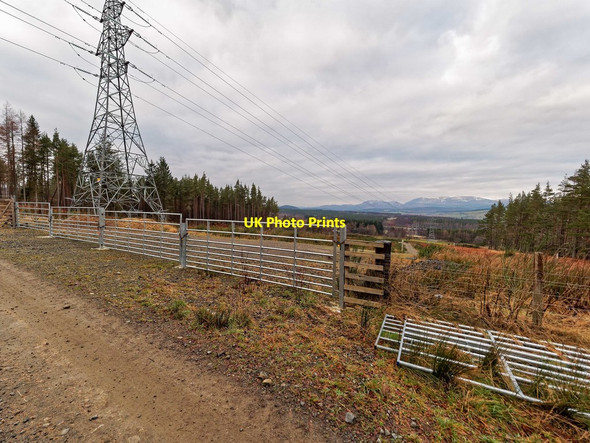 Photo 6"x4" New Power Line Balvraid\/NH5051 c2017