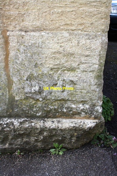 Photo 6"x4" Benchmark on gatepier on #13 Whitehill Bradford-On-Avon c2015