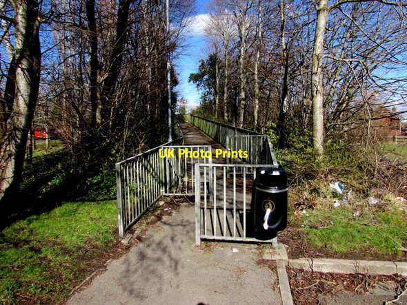 Photo 6"x4" Southern end of an A484 footbridge, Llanelli Llanelli c2016