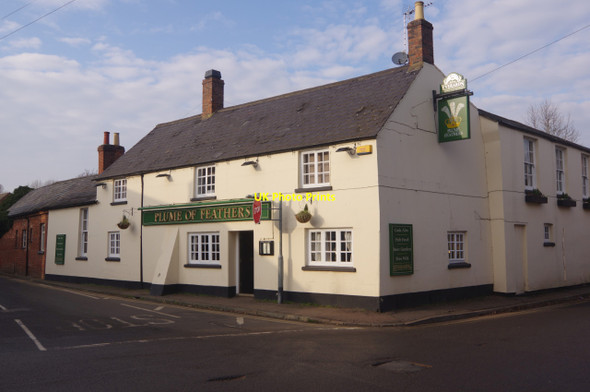 Photo 6"x4" The Plume of Feathers, Weedon Road Weedon c2017