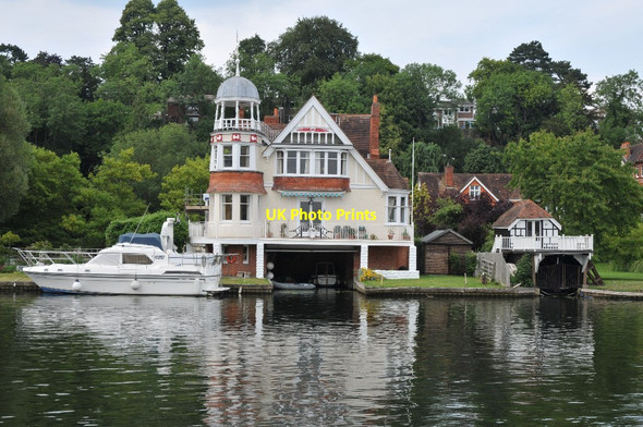 Photo 6"x4" Grade II listed boathouse Reading c2011
