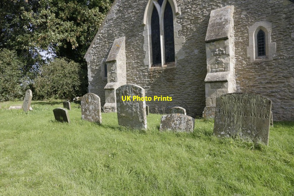 Photo 6"x4" Graves at the West End Baldon Row c2016