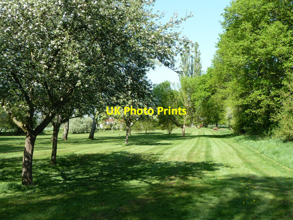 Photo 6"x4" Public footpath nearing Tillhouse Farm Ellen's Green c2011