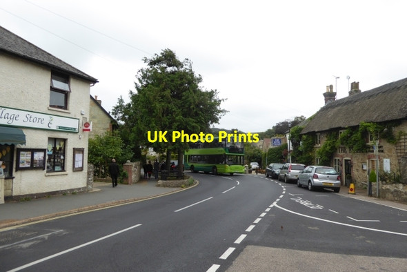 Photo 6"x4" Bus on School Road Godshill\/SZ5281 c2016