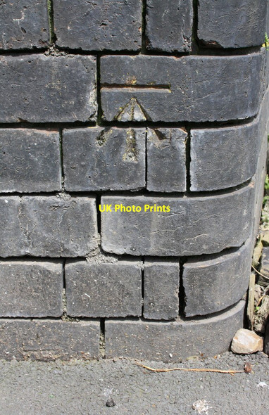 Photo 6"x4" Benchmark on railway bridge, Domestic Road Leeds\/SE3034 c2016