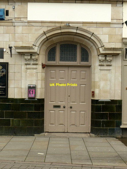 Photo 6"x4" Doorway, The Kings Head, Nottingham Street, Melton Mowbray Melton Mowbray c2017