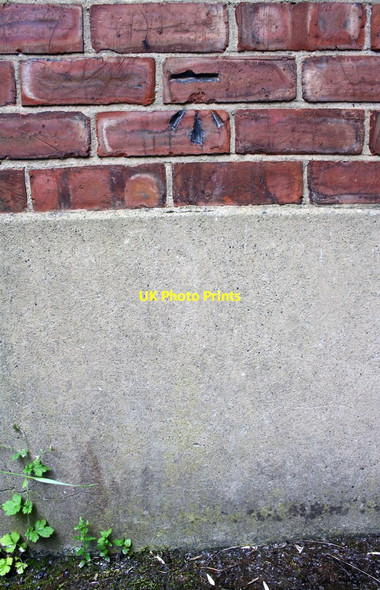 Photo 6"x4" Benchmark on #2 Rawlinson Road Hipswell c2016