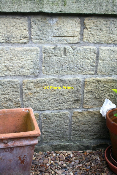 Photo 6"x4" Benchmark on 'Croft House' Silsden c2016
