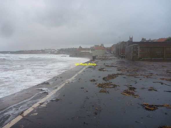 Photo 6"x4" East Lothian Townscape : Waiting For The Waves, Lamer Street, Dunbar Dunbar c2017
