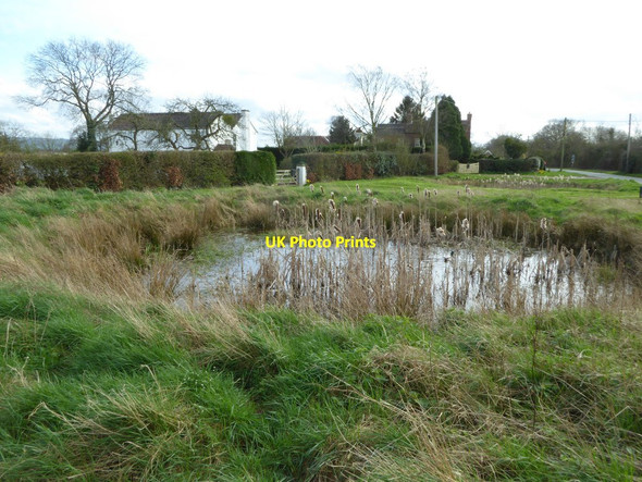Photo 6"x4" Pond on Stonehall Common Stonehall\/SO8848 c2017