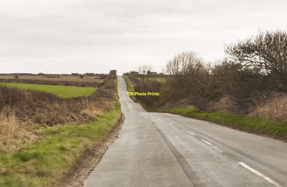 Photo 6"x4" Flamborough Road towards Bempton Bempton c2017