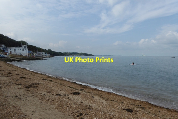 Photo 6"x4" Beach at Gurnard Cowes c2016