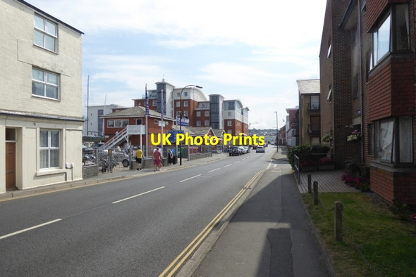 Photo 6"x4" Medina Road Cowes c2016