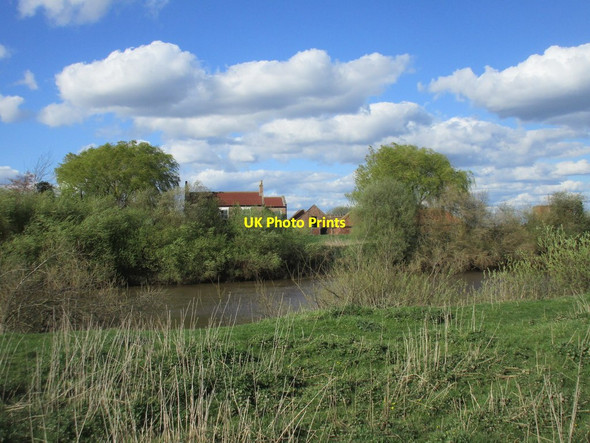 Photo 6"x4" Newlands Farm across the River Ouse Lund\/SE6532 c2017