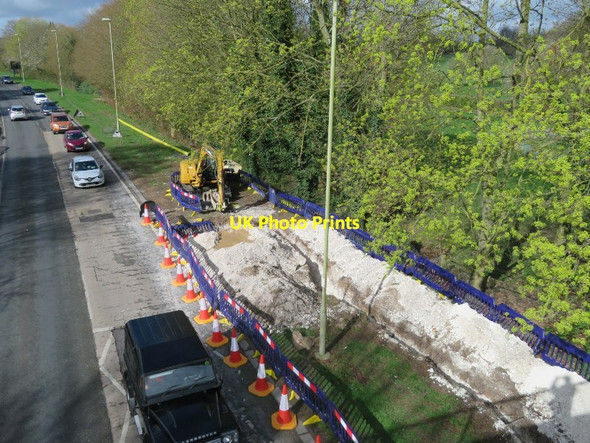 Photo 6"x4" Installing a new gas main Basingstoke c2017