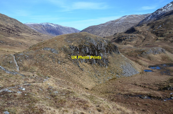 Photo 6"x4" Hillock with rock outcrop Allt Cam-b\u00e0n c2017