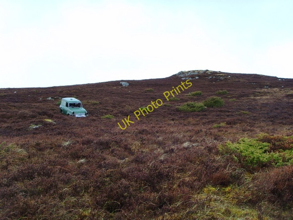 Photo 6"x4" ...and how did THAT get there...? Balchraggan\/NH5634 c2009