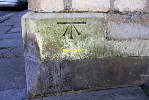 Photo 6"x4" Benchmark on the Arts Centre, St Mary's Street Stamford\/TF0207 c2016