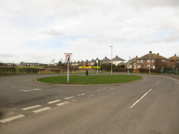Photo 6"x4" Bus turning circle, Widdrington Station Widdrington Station c2017