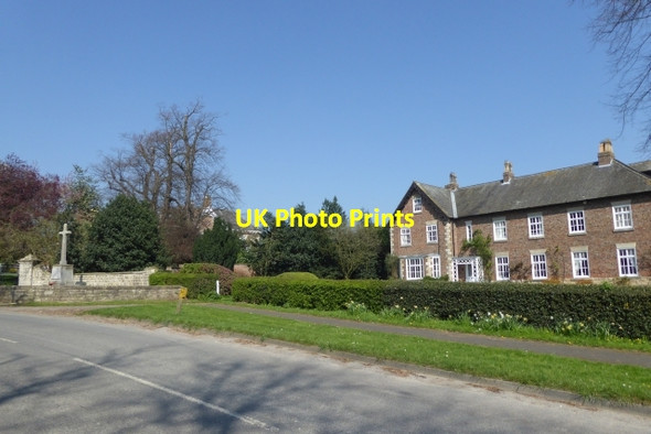 Photo 6"x4" Main Street Healaugh\/SE4947 c2017