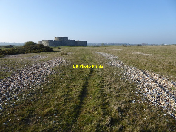 Photo 6"x4" Approaching Camber Castle from the south Rye c2017