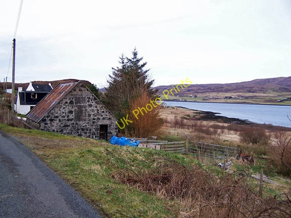 Photo 6"x4" Old barn in Park Bernisdale Park Bernisdale c2009