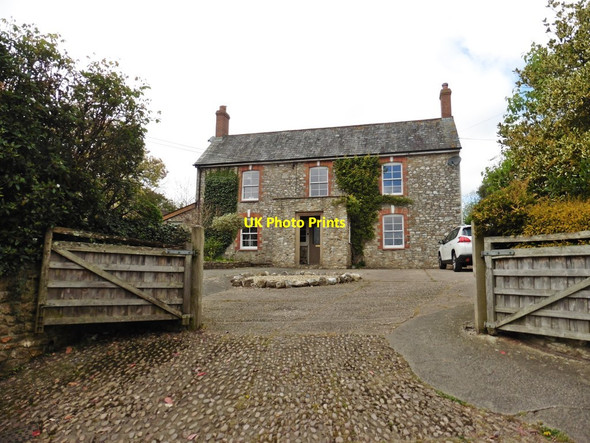 Photo 6"x4" Stone house, Stockland Stockland\/ST2404 c2017