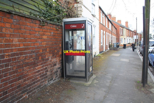 Photo 6"x4" Looking north along Manthorpe Road Grantham c2016
