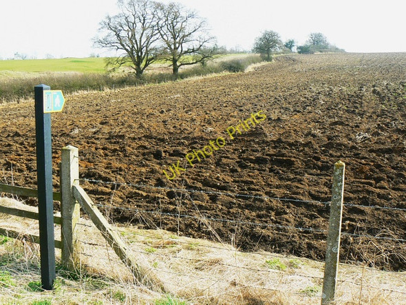 Photo 6"x4" Footpath entrance, A3102, near Tockenham Wootton Bassett c2009