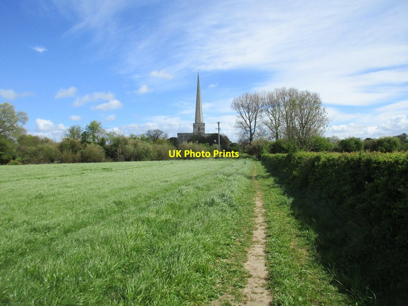 Photo 6"x4" Footpath and Hemingbrough church Hemingbrough c2017