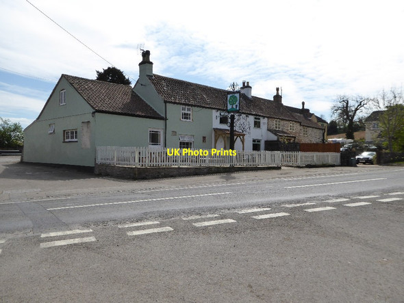 Photo 6"x4" The Pear Tree Micro Pub Charfield Hill c2017