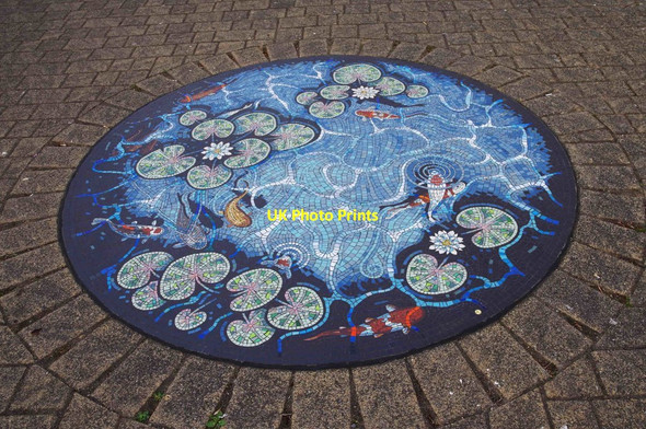 Photo 6"x4" Artwork in paved area outside the Tower Centre, Alvescot Road, Carterton, Oxon Carterton\/SP2806 c2017