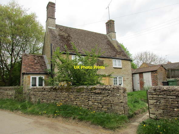 Photo 6"x4" Cottage, Hinton in the Hedges Hinton-in-the-Hedges c2017