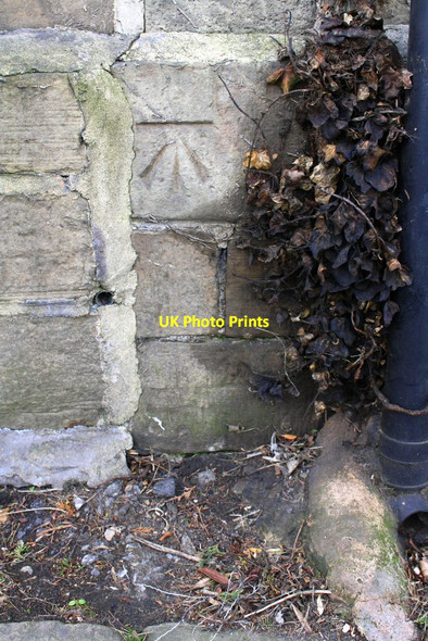 Photo 6"x4" Benchmark on #388 Broad Lane Pudsey\/SE2233 c2017