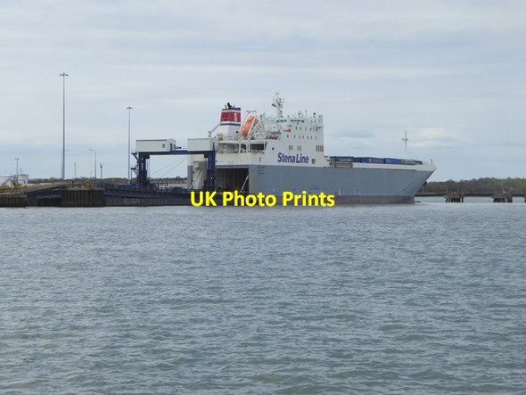 Photo 6"x4" Parkeston Quay Harwich c2017