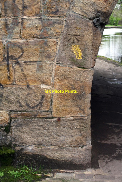 Photo 6"x4" Benchmark on Old Kirkstall Bridge Sandford\/SE2535 c2017