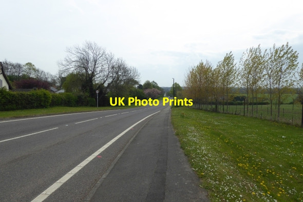 Photo 6"x4" Looking down from Strawberry Hill Aberford c2017