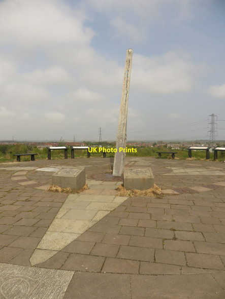 Photo 6"x4" Sundial, Silverlink Park Murton\/NZ3270 c2017