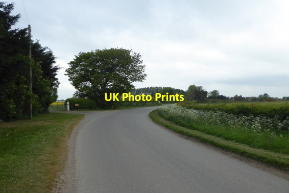 Photo 6"x4" Road near Hollywood Farm East Butterwick c2017