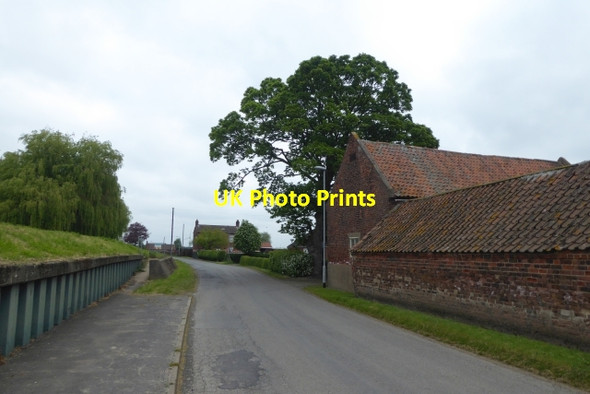 Photo 6"x4" River Embankment in East Butterwick East Butterwick c2017