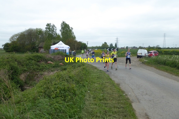 Photo 6"x4" Sweet stop on the half marathon Althorpe c2017
