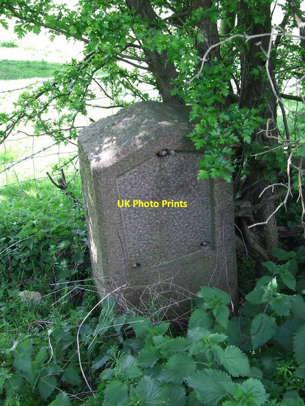 Photo 6"x4" Old Milestone Church Stowe c2017