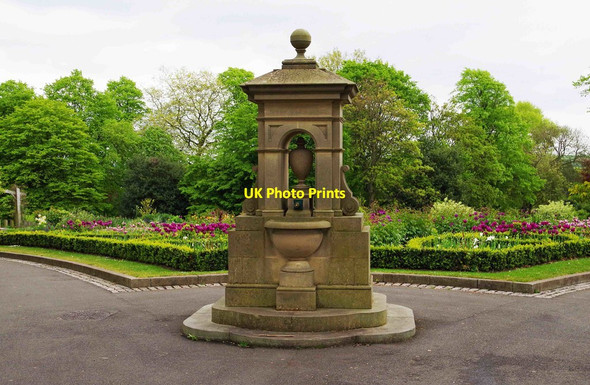 Photo 6"x4" Drinking fountain (1), Dartmouth Park, West Bromwich West Bromwich c2017